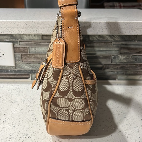 Vintage Hampton Coach Hobo Monogram Shoulder Bag - Picture 8 of 17